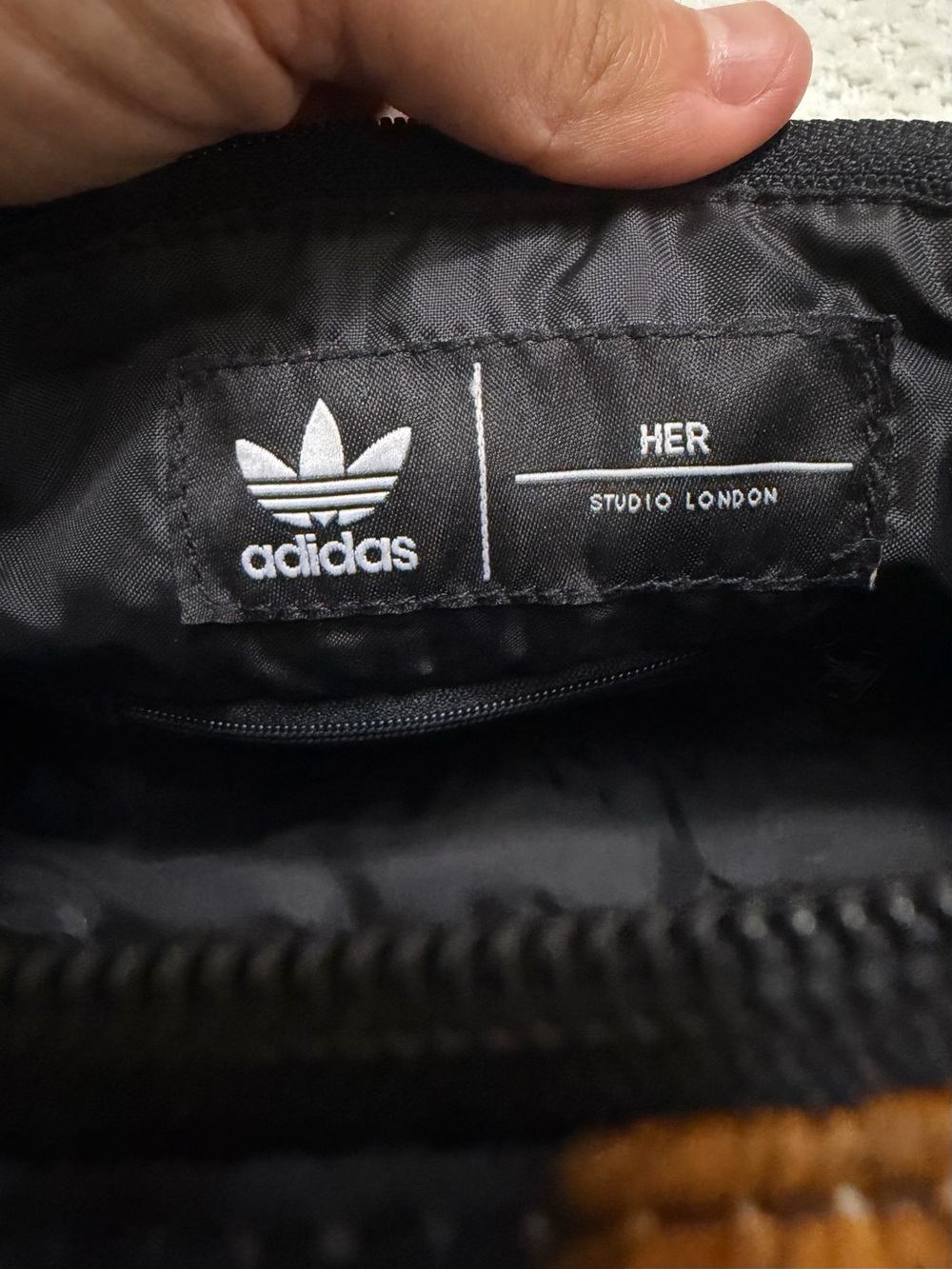 Adidas HER Studio London Mini Duffle Bag Women’s Rare - Picture 7 of 13